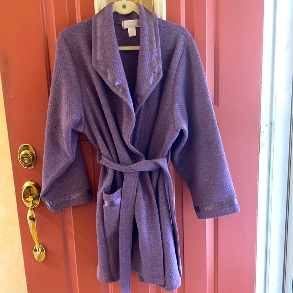 Cozy soft quilted robe with tie belt heather purple
